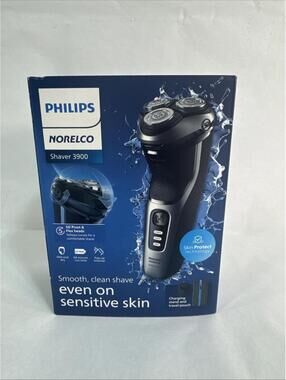 Philips Norelco Shaver 3900, Rechargeable Wet & Dry New Open Box B11